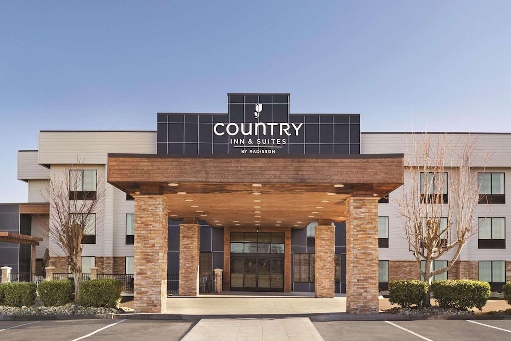 Country Inn & Suites by Radisson, Sevierville-Kodak, TN 1