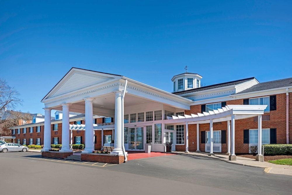 Clarion Hotel Conference Center Lexington North 1