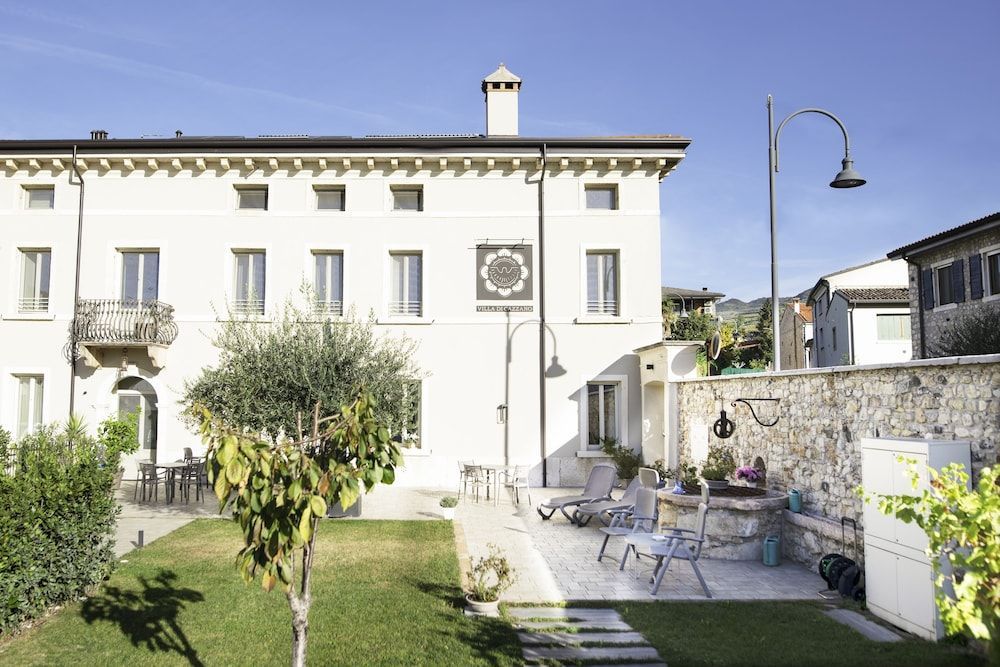 Villa di Cazzano - BioLuxury Living 1