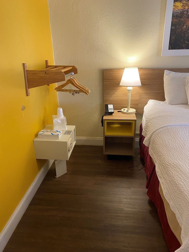 Days Inn by Wyndham St Augustine I-95-Outlet Mall 2