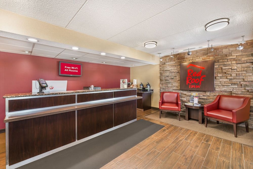 Red Roof Inn Erie – I-90 2