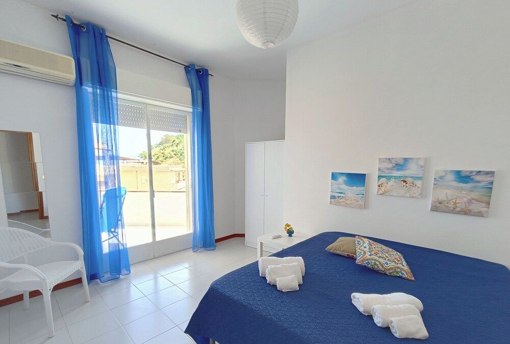 Appartamenti Abate Onda Blu Home Vista Mare Parking WiFi 2