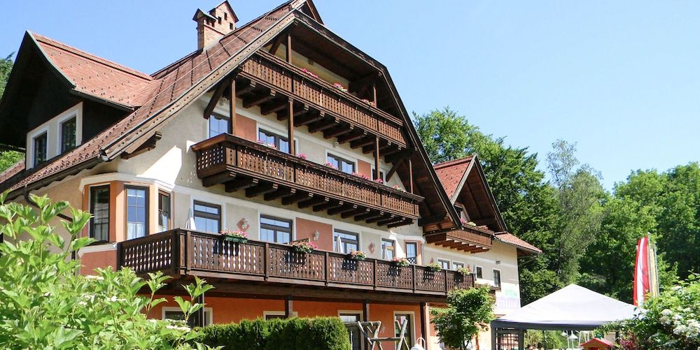 Hotel Kärntnerhof Velden - Zum Schankbaron 1
