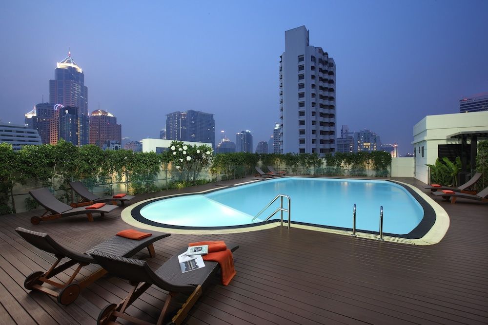 Lohas Residences Sukhumvit 2 1