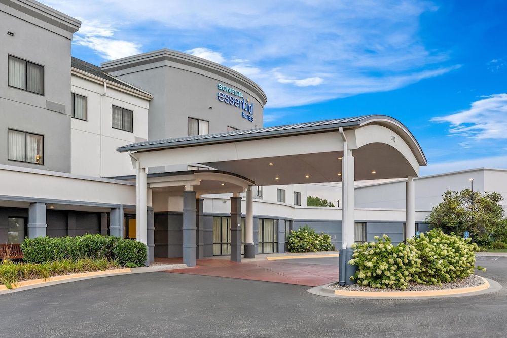 Sonesta Essential Junction City 1