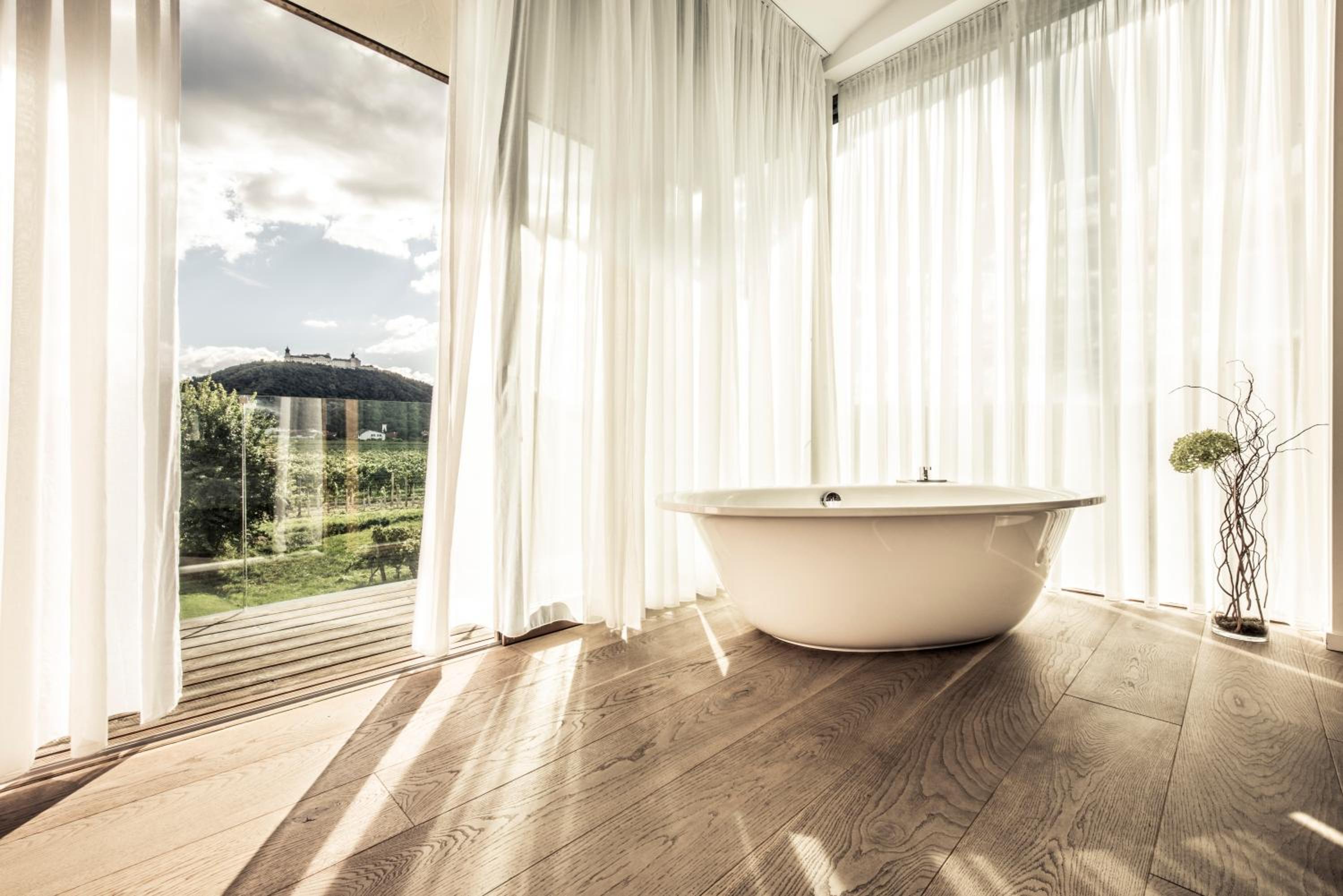 MALAT Weingut und Hotel 2