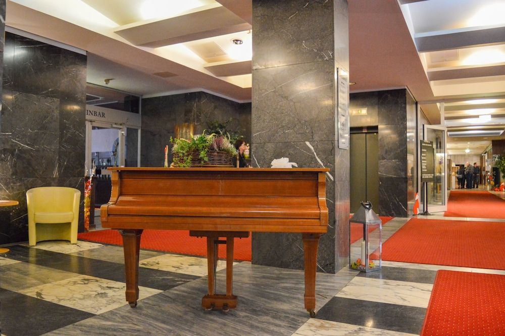 CAREA Residenz Hotel Harzhöhe 2