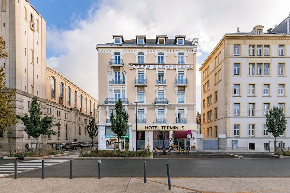Hôtel Terminus 1