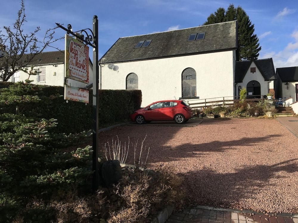 Kip in the Kirk 1