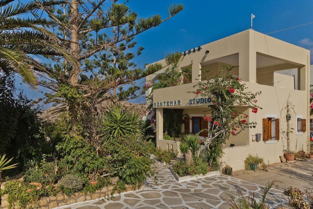 Montemar Studios & Apartments 1