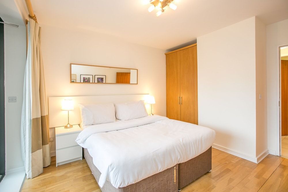 IFSC Townhouse Apartments 1