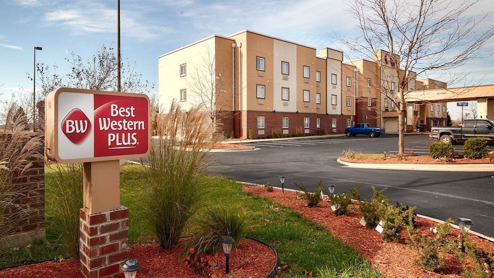 Best Western Plus Crawfordsville Hotel 1