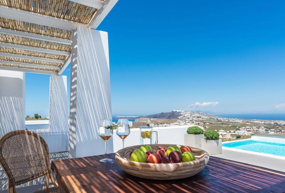 White & Co Exclusive Island Villas 1