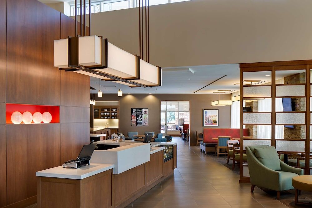 Hyatt Place DFW 2