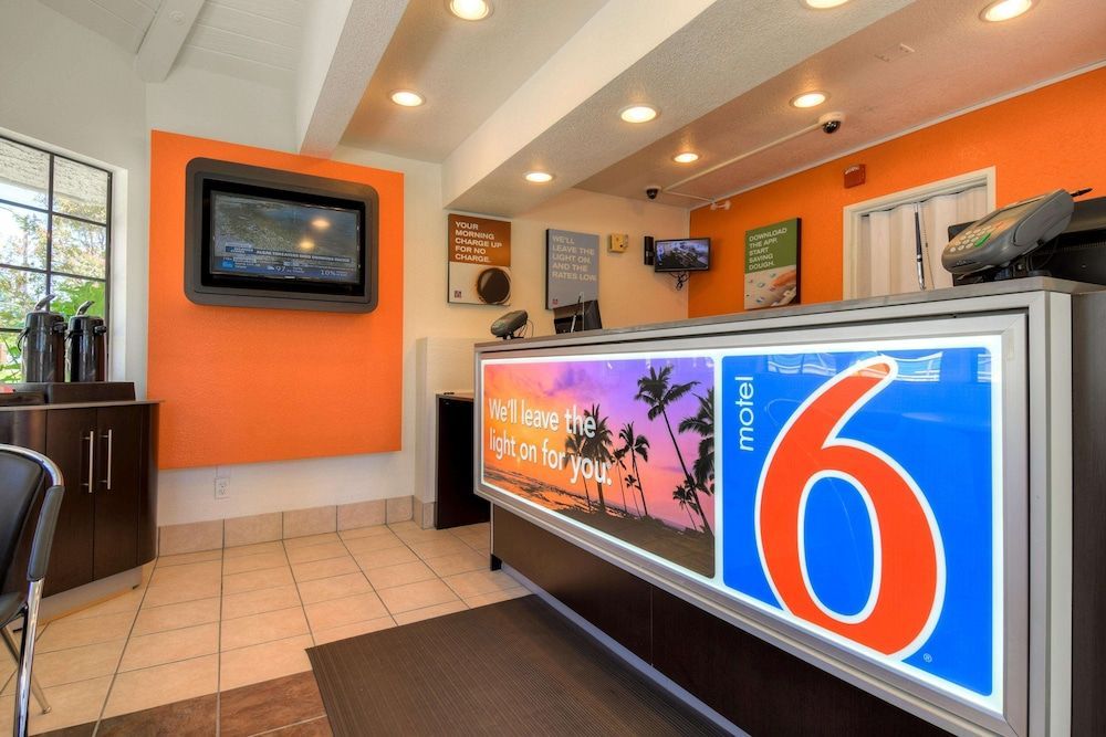Motel 6-San Dimas, CA - Los Angeles 2