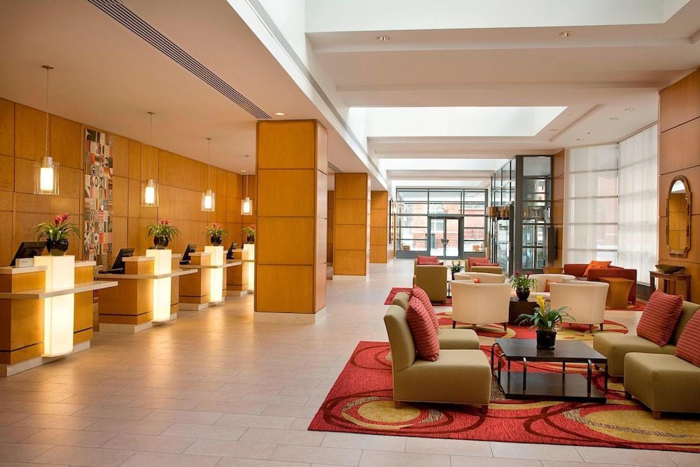 Marriott Downtown at CF Toronto Eaton Centre 2