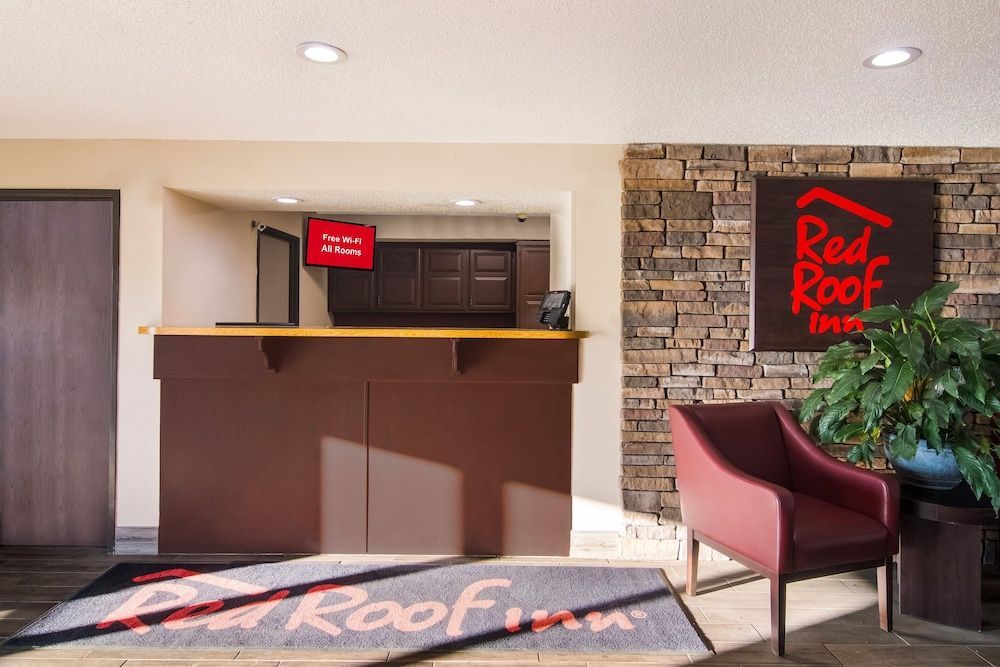 Red Roof Inn Greensburg 2