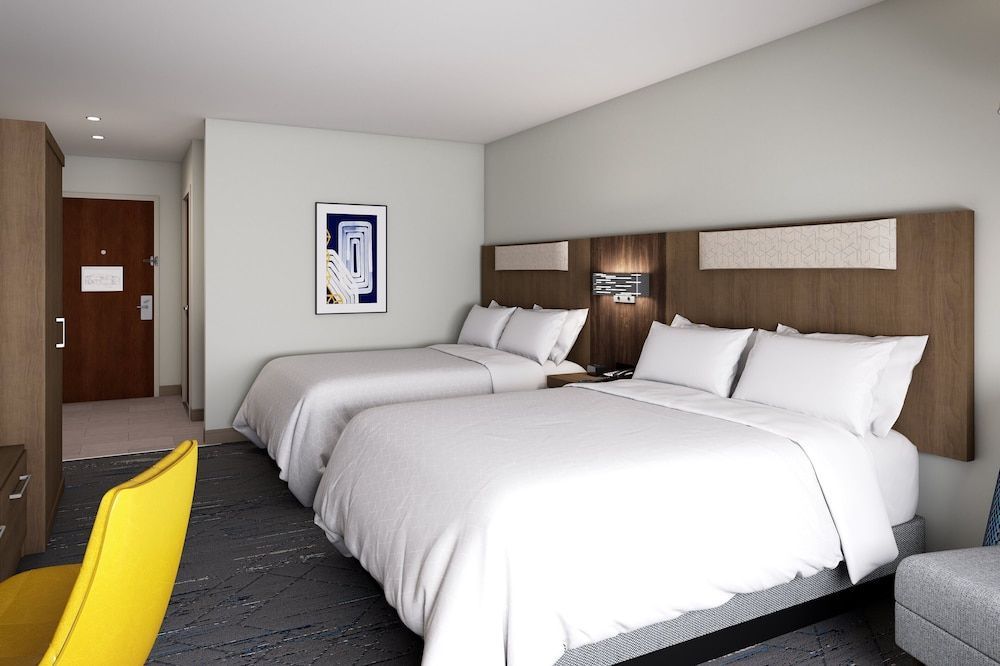 Holiday Inn Express & Suites HOLLISTER by IHG 2