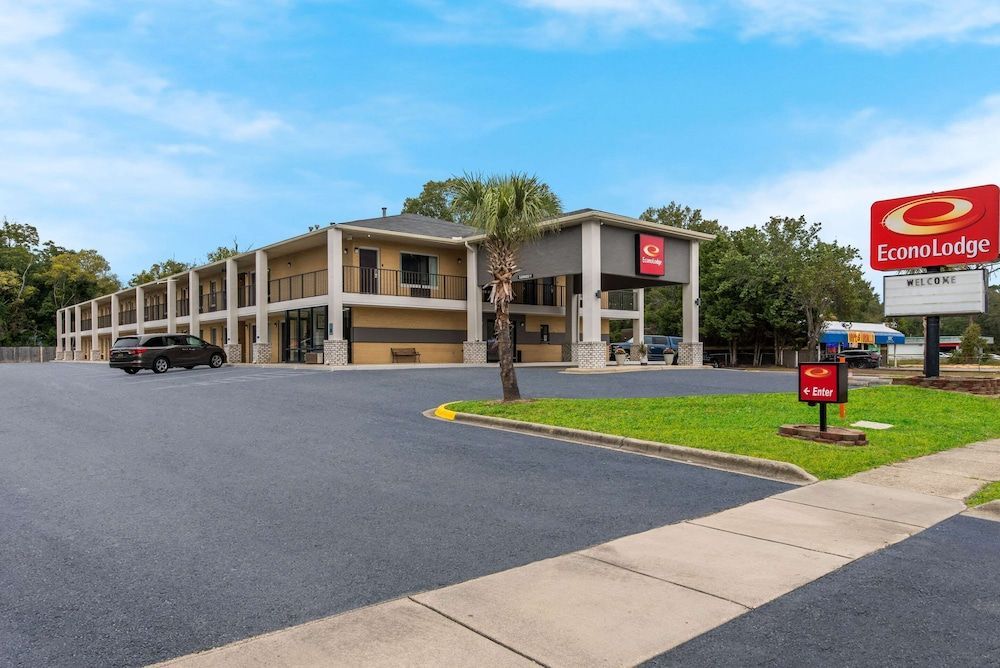 Econo Lodge Cheraw Market Street 1