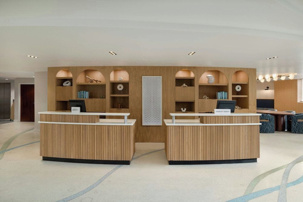 Courtyard by Marriott Ocean City Oceanfront 2