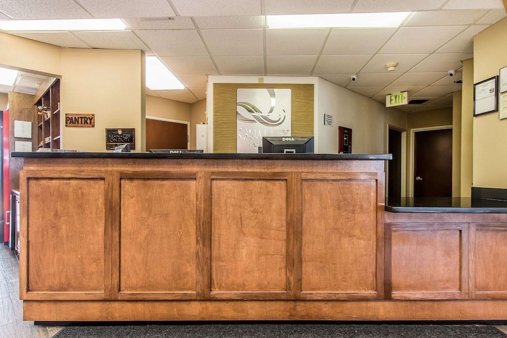 Quality Suites New Iberia 2