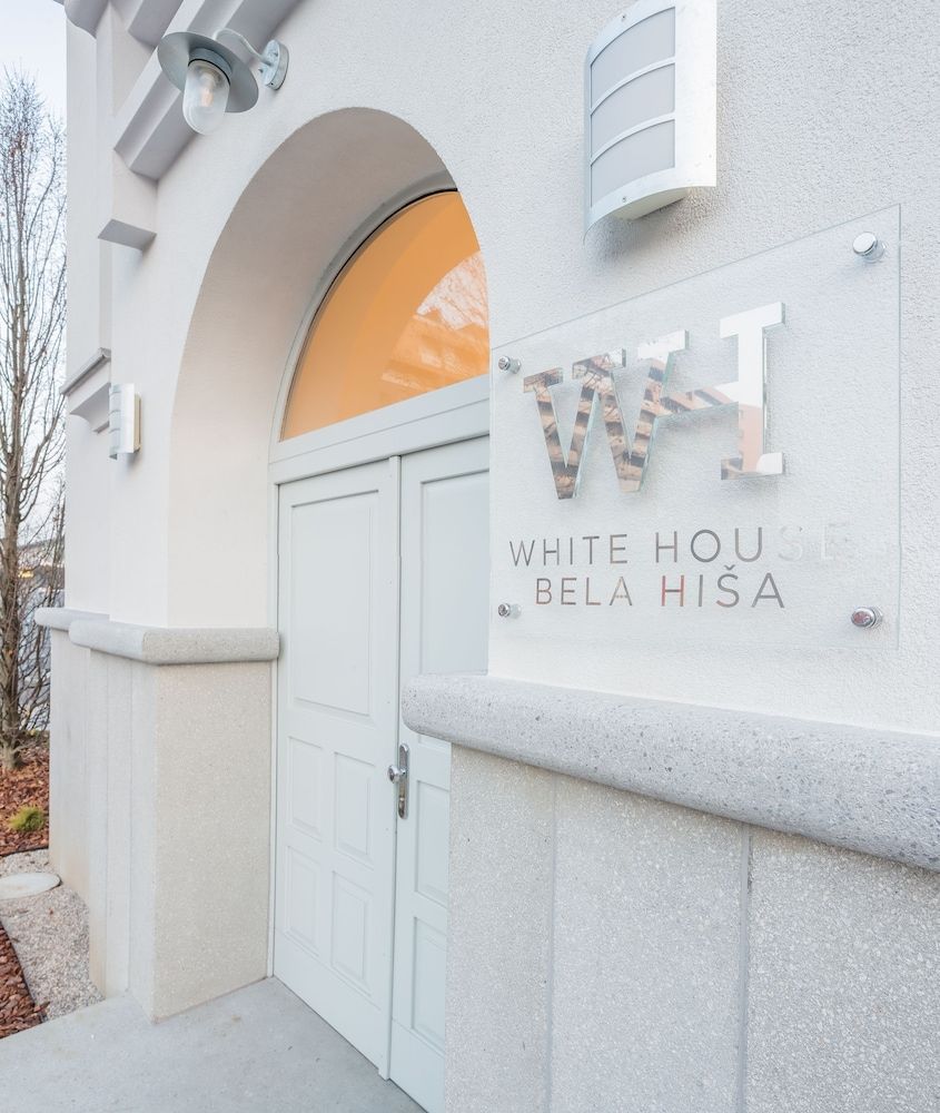 WH Apartments 1