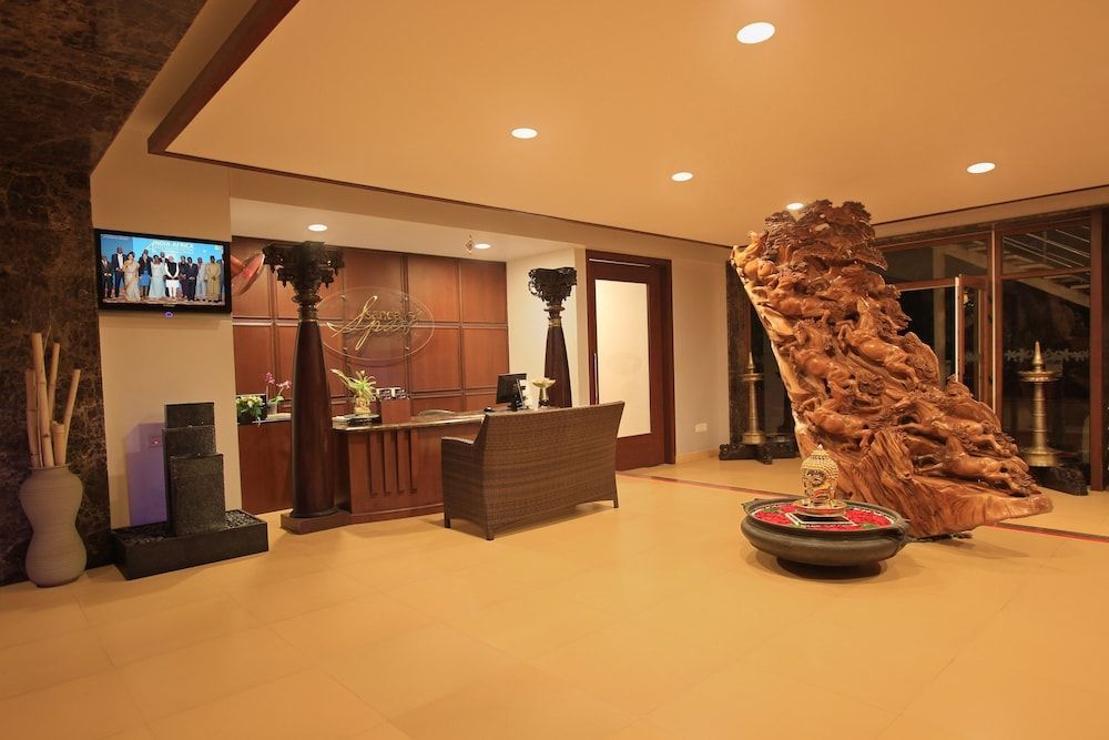 Silent Shores Resort & Spa 2