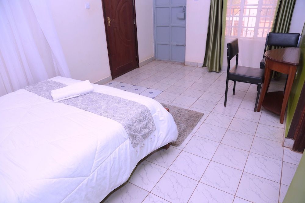 Hotel Lillies- Juja 2