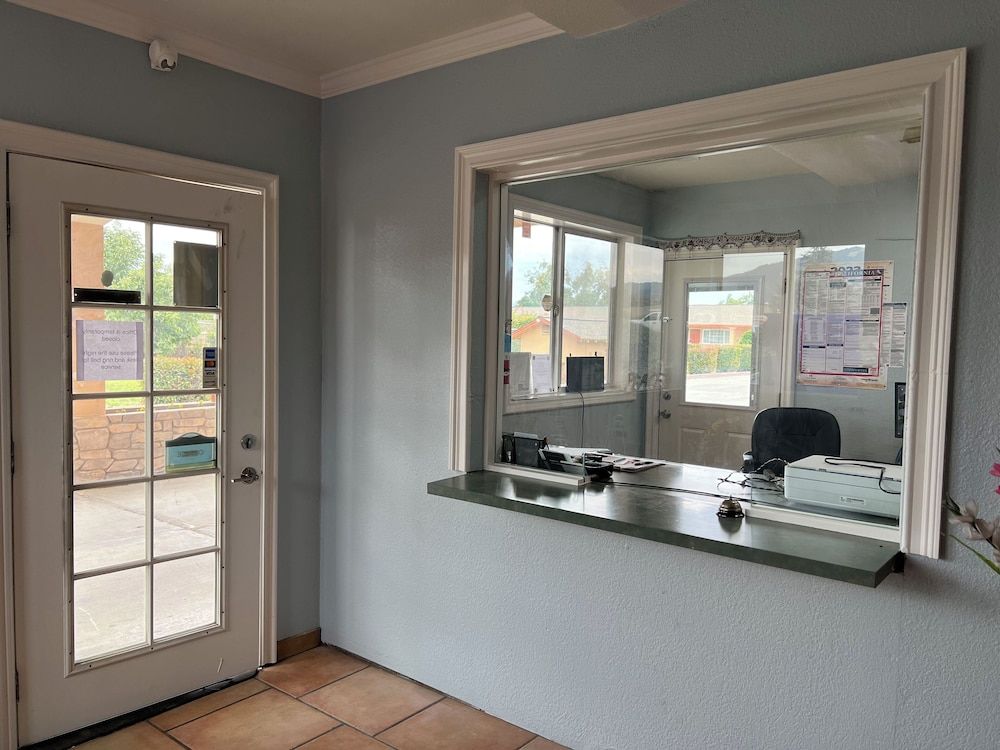Travel Inn Gilroy 2