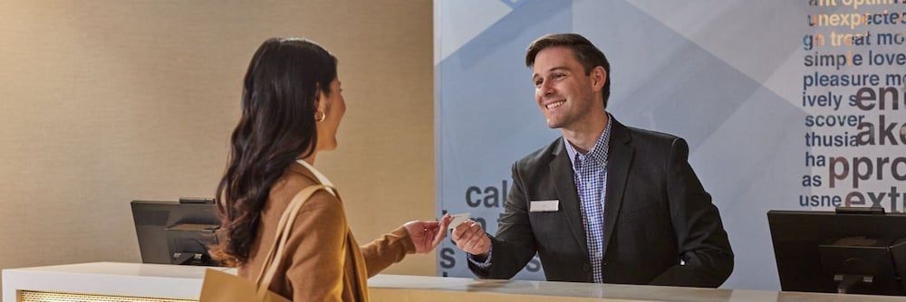 Springhill Suites Pittsburgh Airport 2