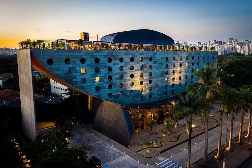 Hotel Unique 1