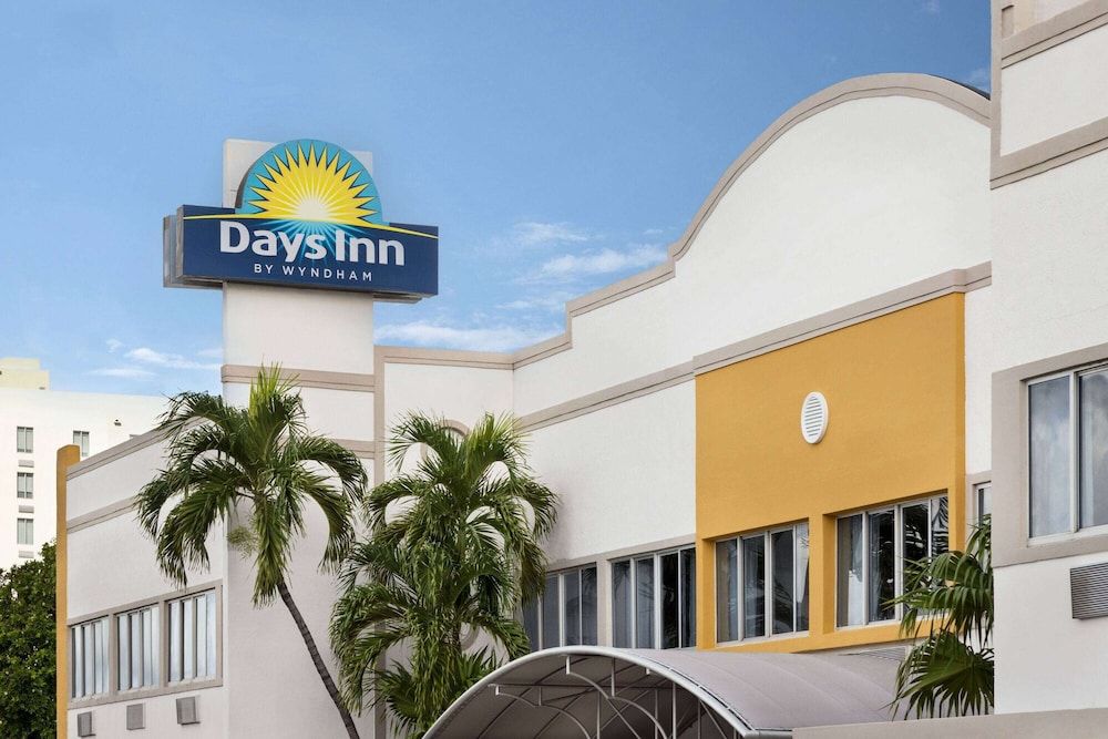 Days Inn by Wyndham Miami Airport North 1
