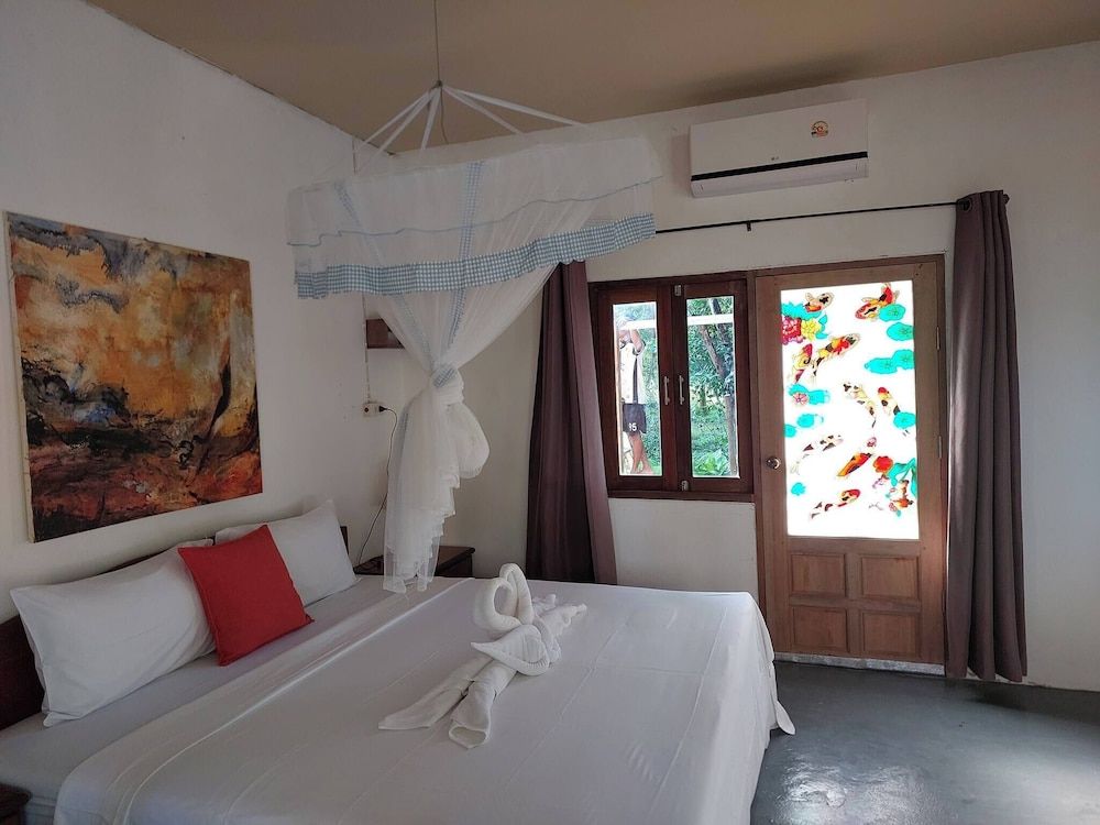 Serene Beach House on Ko Yao Noi With Private Garden 2