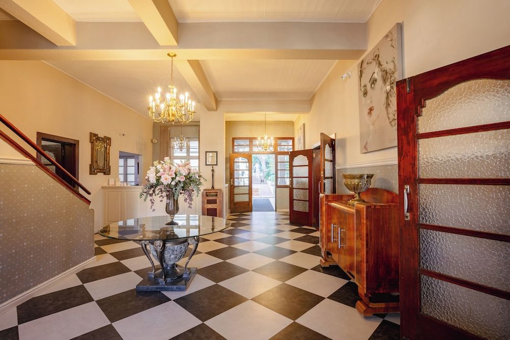 Montagu Country Hotel 2
