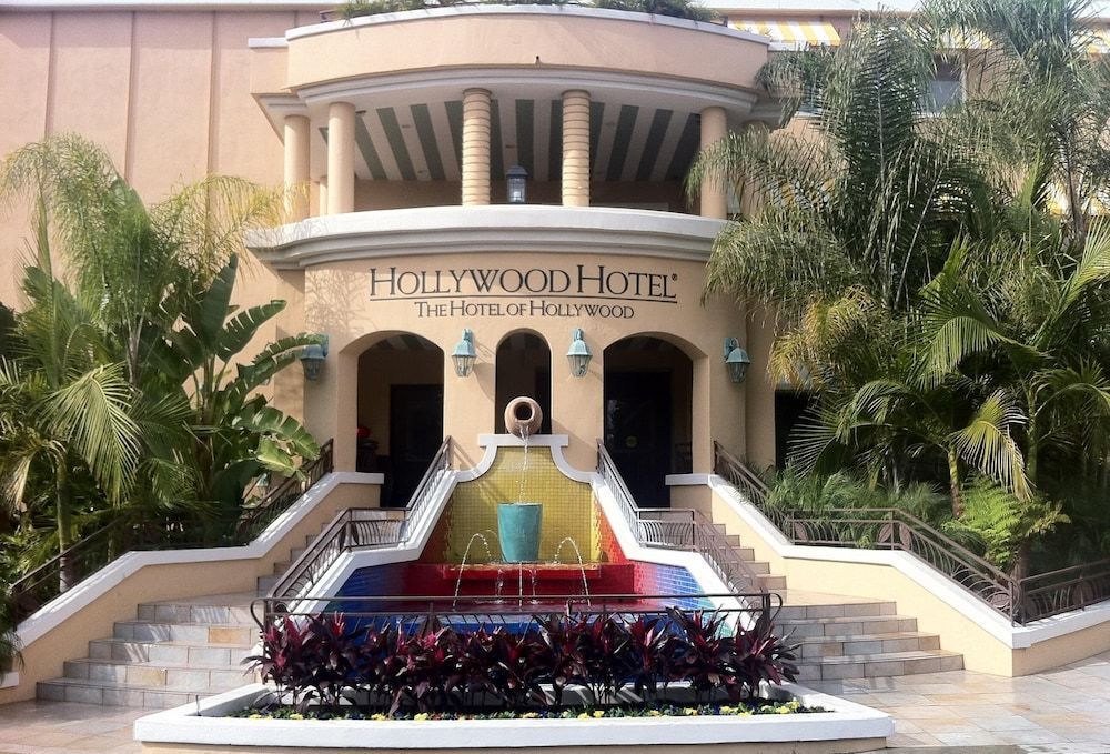 Hollywood Hotel 1