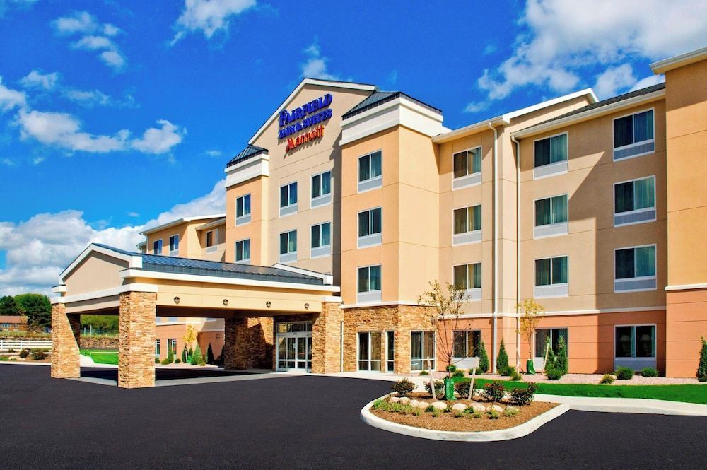 Fairfield Inn & Suites by Marriott Watertown Thousand Islands 1