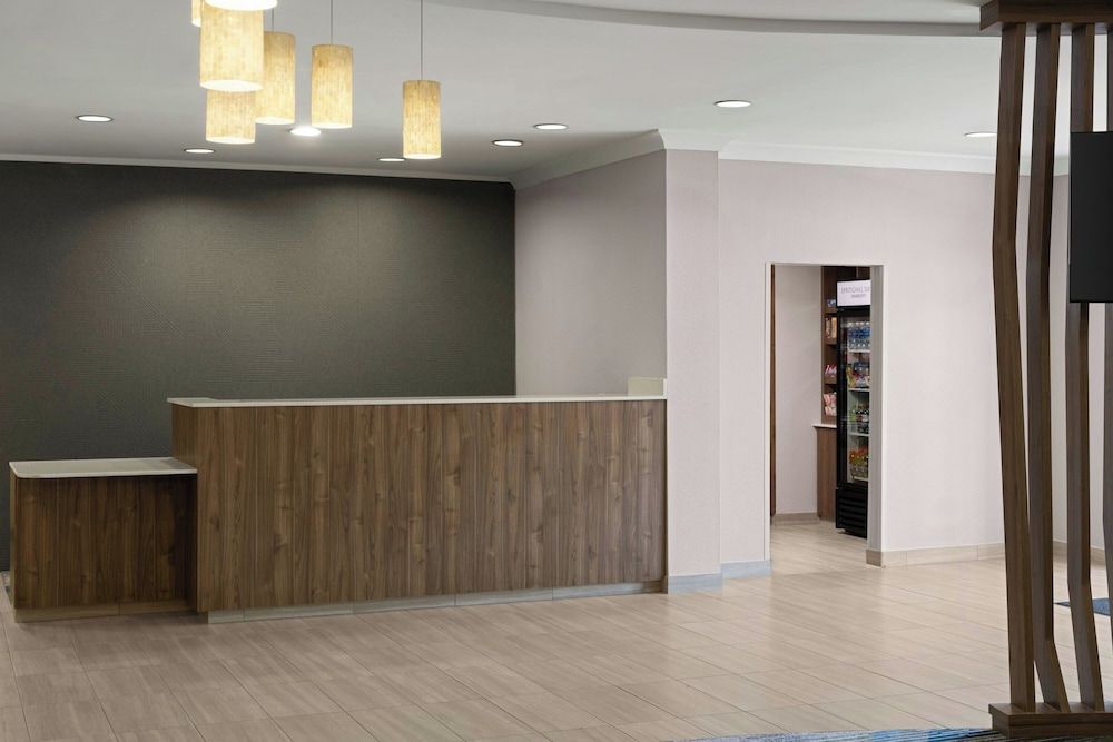 SpringHill Suites Fort Myers Airport 2