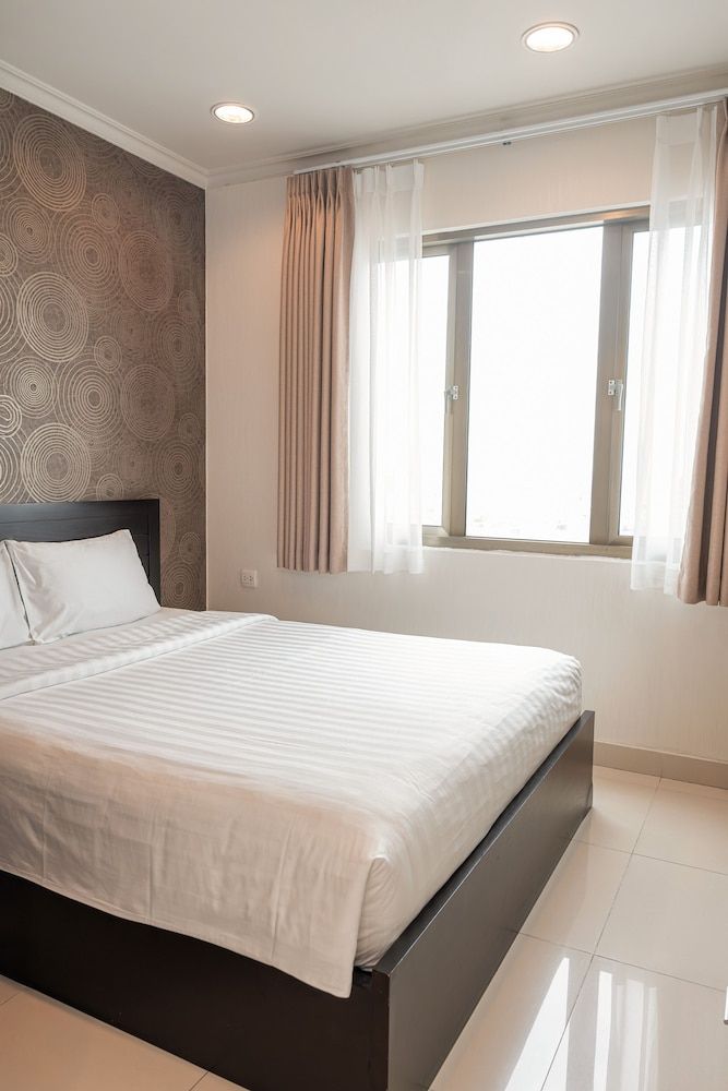 Mayfair Suites 2