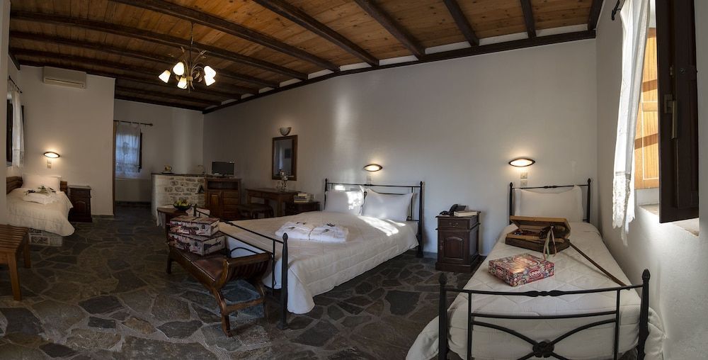 Limeni Villa 2
