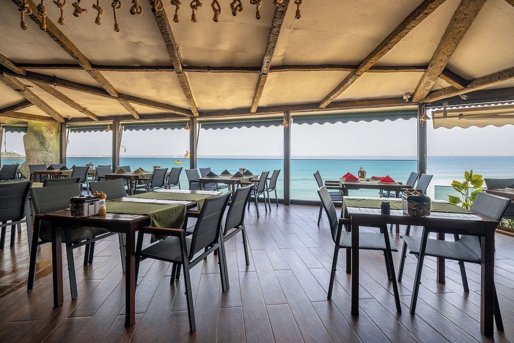 Tropic Beach Resort Hotel 2