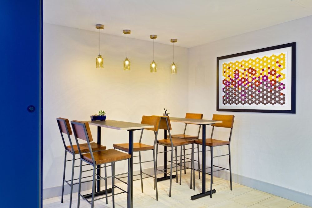 Holiday Inn Express & Suites TAVARES - LEESBURG by IHG 1