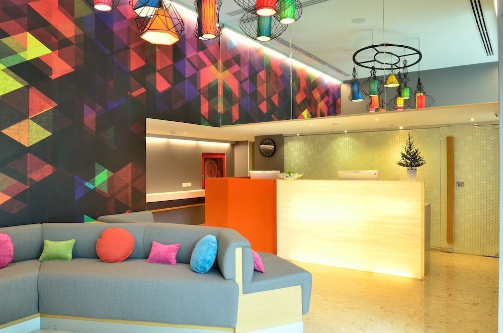 Bizotel Premier Hotel & Residence 2