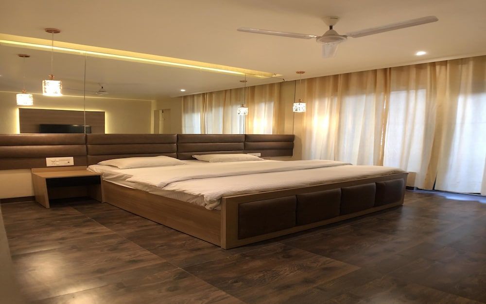 Solitaire Hotel 1