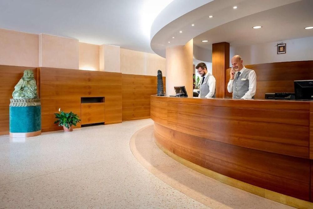 Best Western Cavalieri Della Corona 2