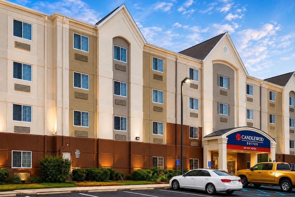 Candlewood Suites PEARL by IHG 1