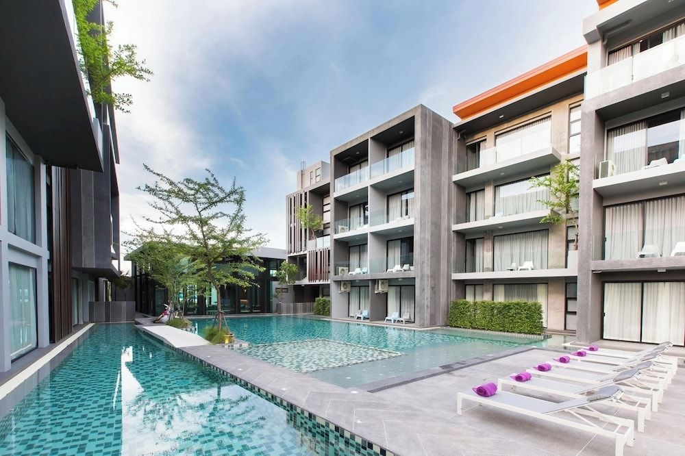 Maya Phuket Airport Hotel-Naiyang Beach 1