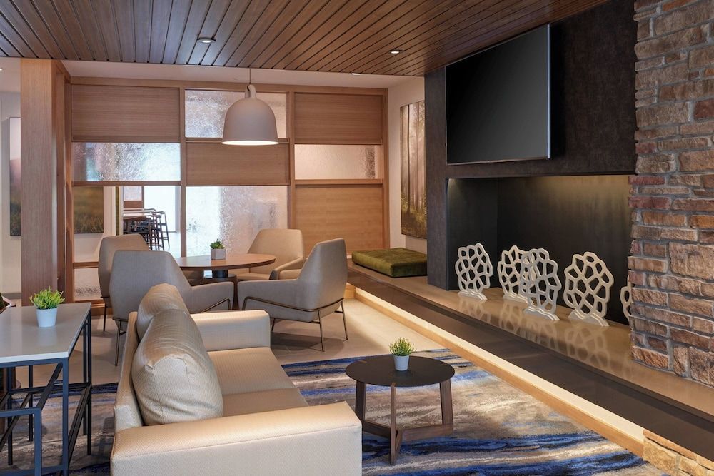 Fairfield Inn & Suites by Marriott Midland 2
