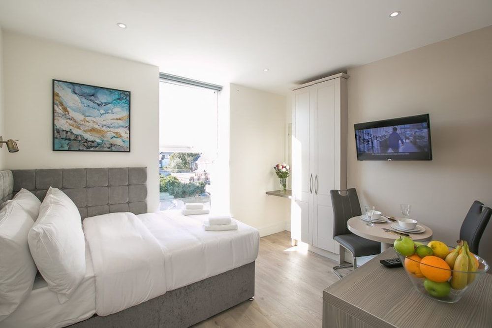 Portobello Court Apartments 1