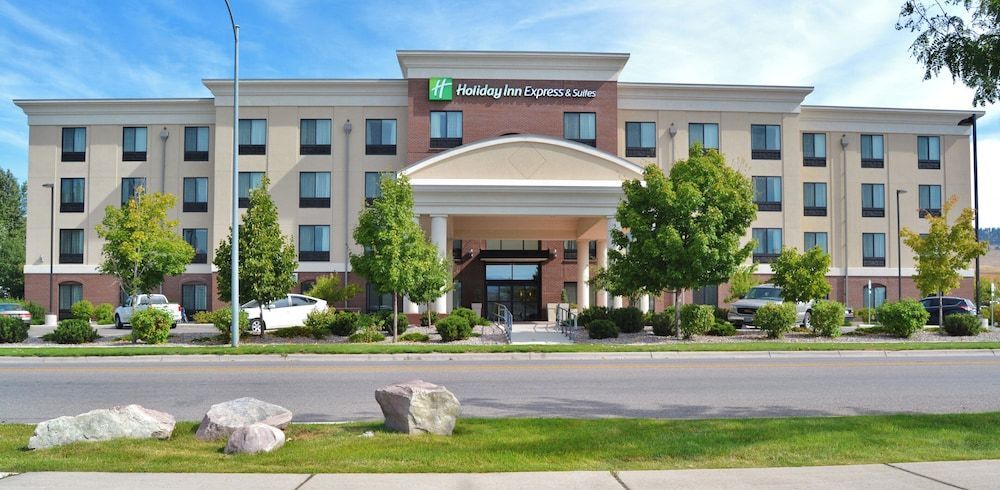 Holiday Inn Express & Suites MISSOULA NORTHWEST by IHG 1