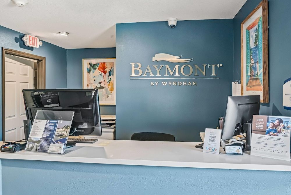 Baymont by Wyndham Ocala Suites 2